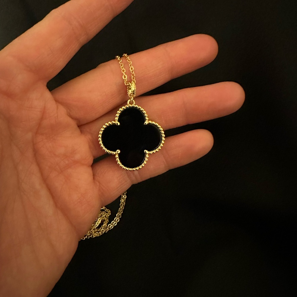 Clover Necklace